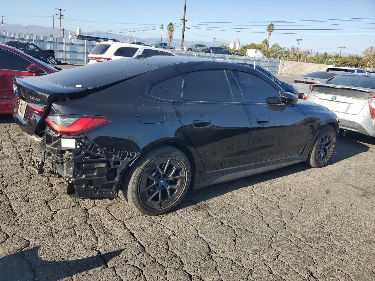 2023 BMW I4 Edrive 40 - Фото 3