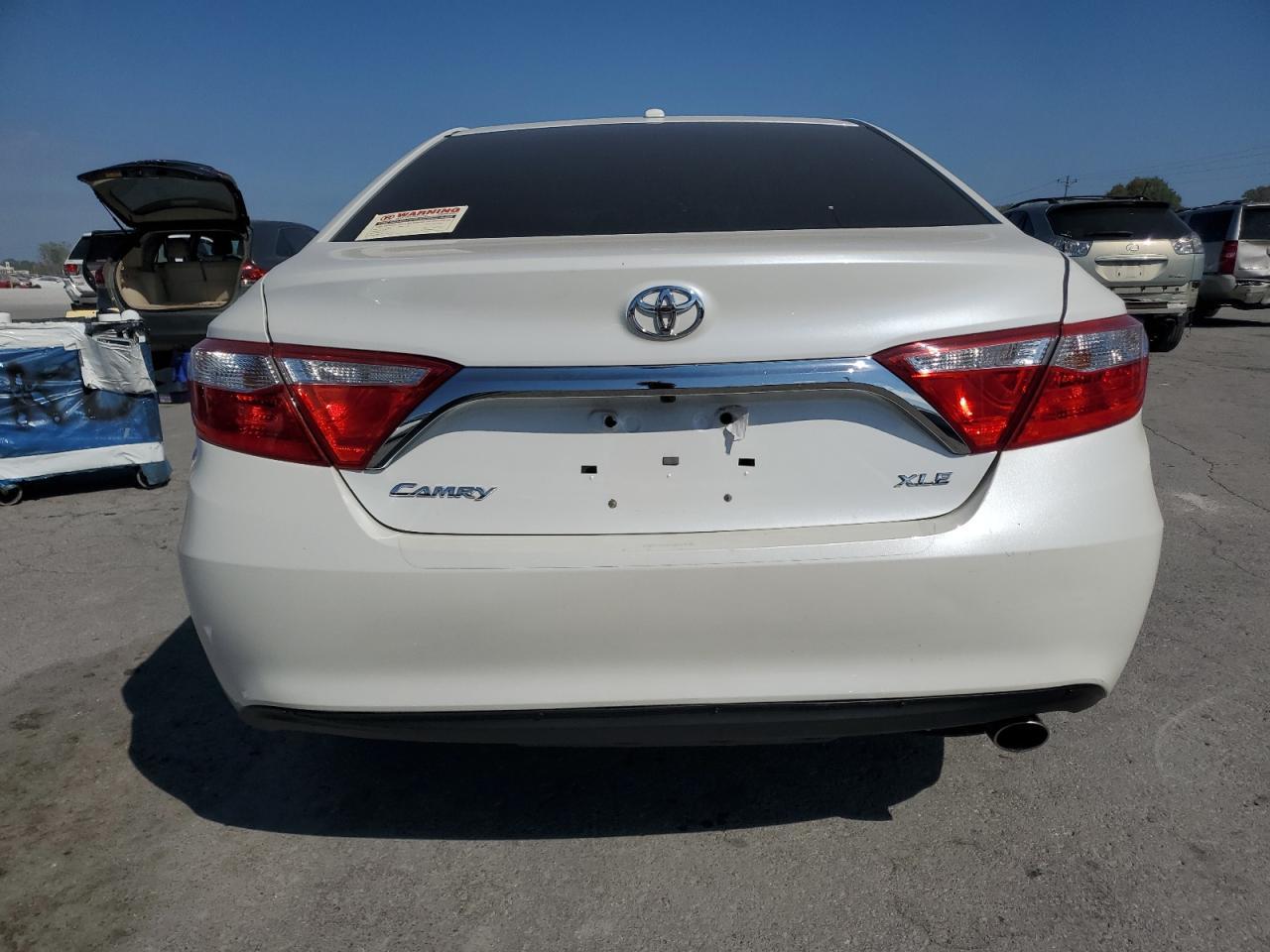 2016 Toyota Camry Le - Фото 6