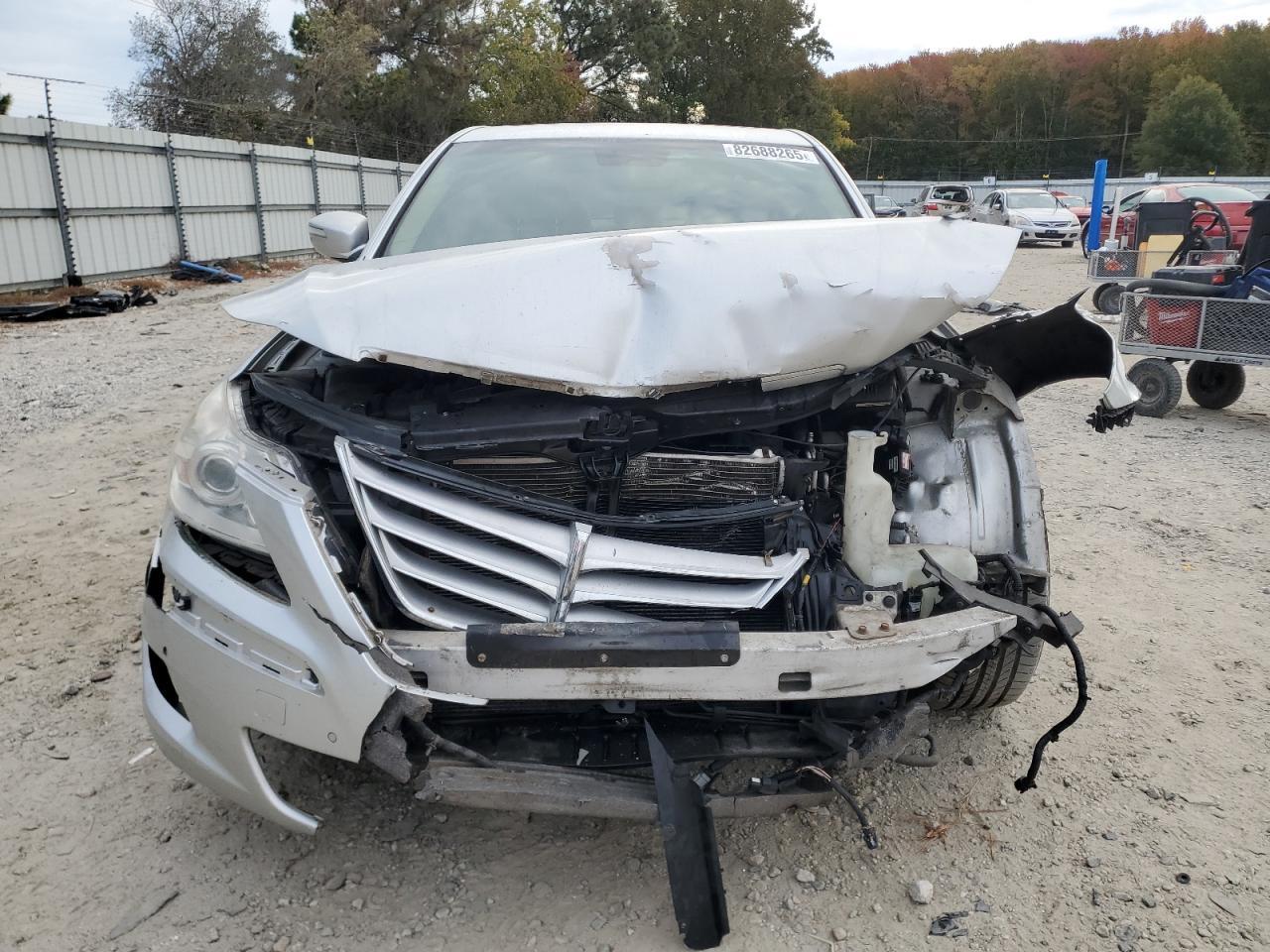 2009 Hyundai Genesis 3.8L - Image 5