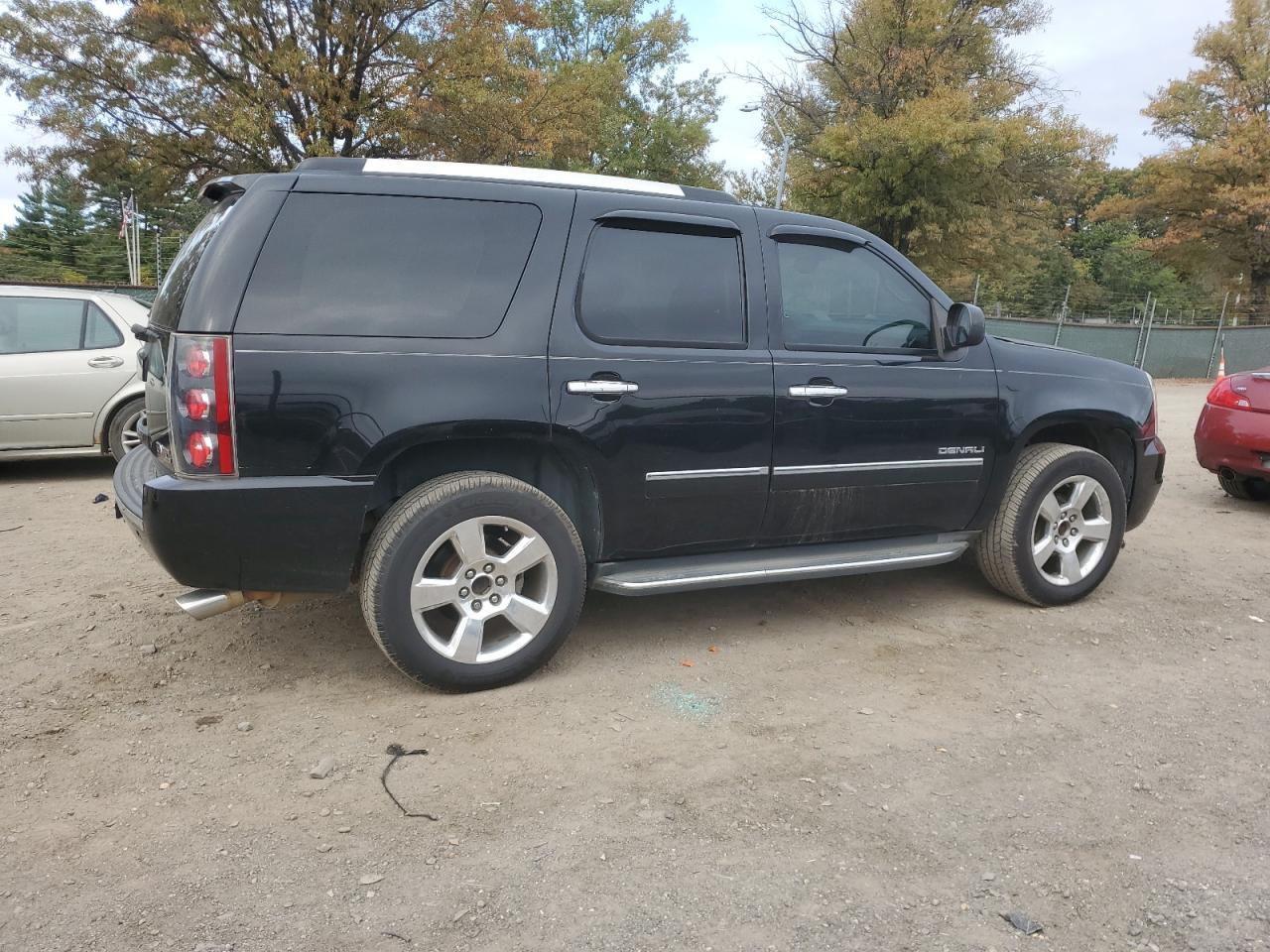 2014 GMC Yukon Denali - Фото 3