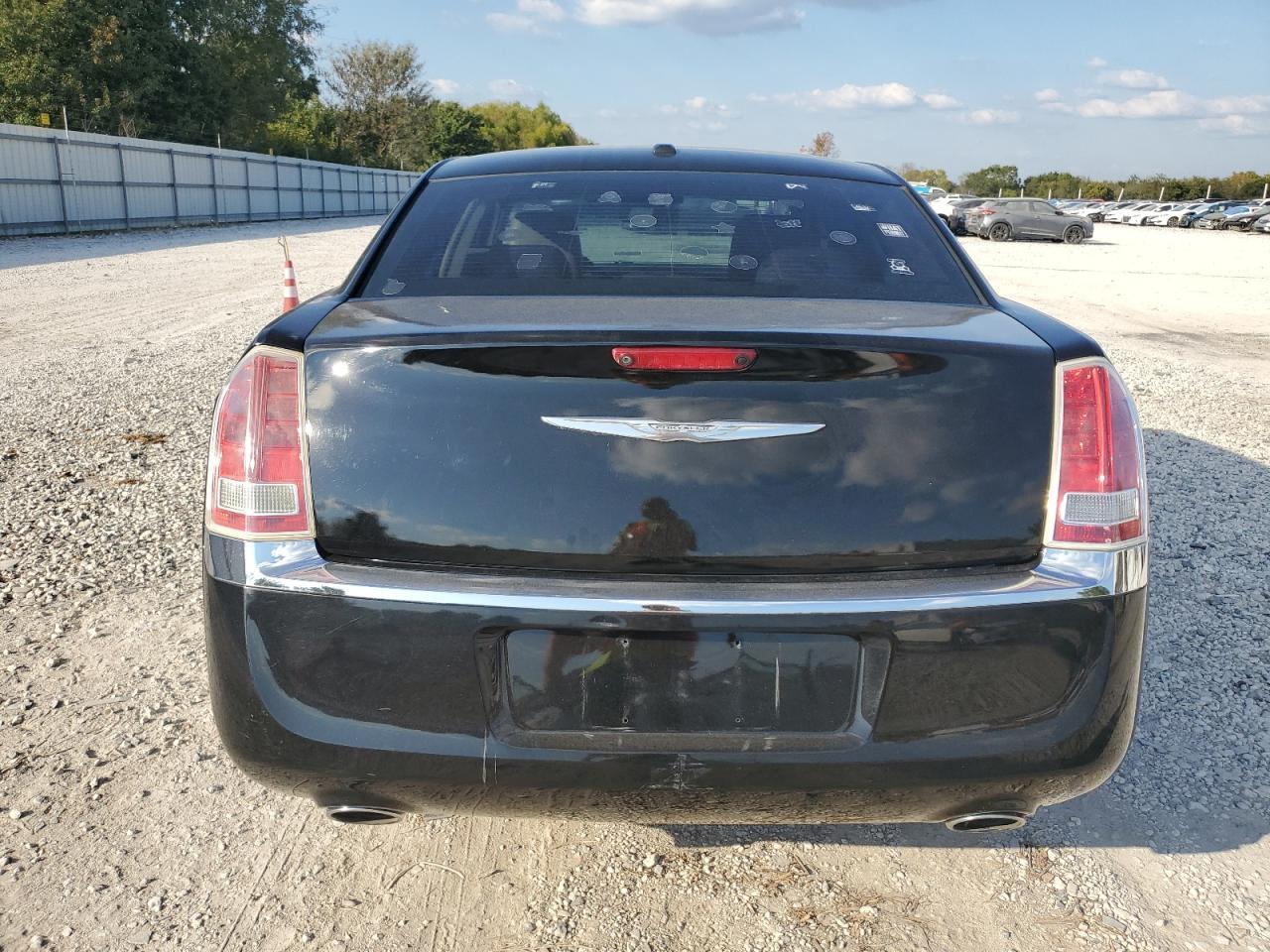 2014 Chrysler 300 - Фото 6
