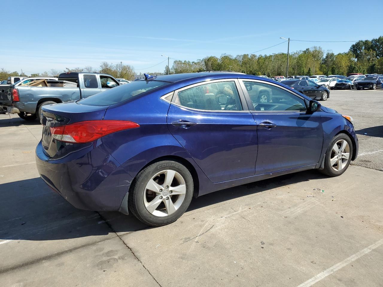 2013 Hyundai Elantra Gls - Image 3