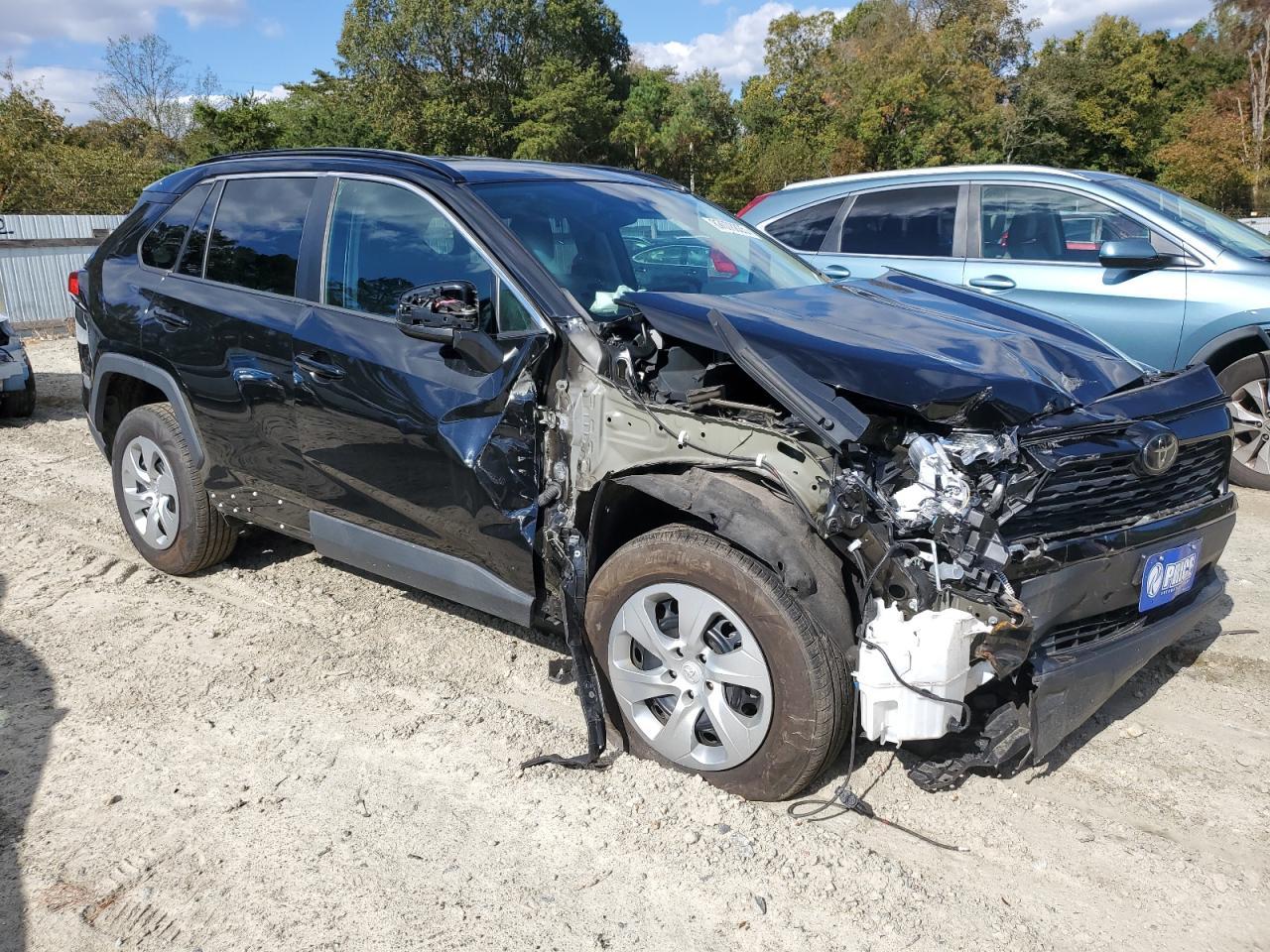 2020 Toyota Rav4 Le - Фото 4