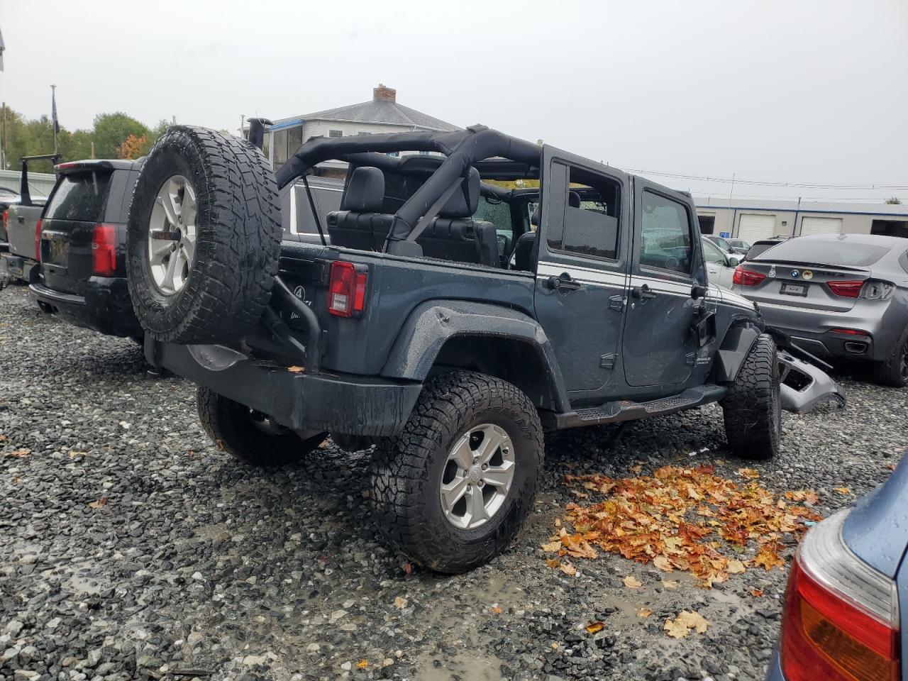 2017 Jeep Wrangler Unlimited Sahara - Фото 3