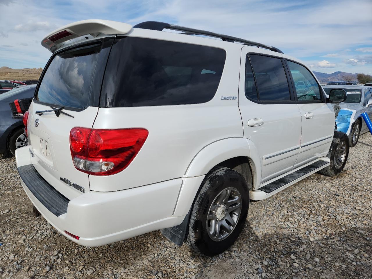 2007 Toyota Sequoia Limited - Image 3