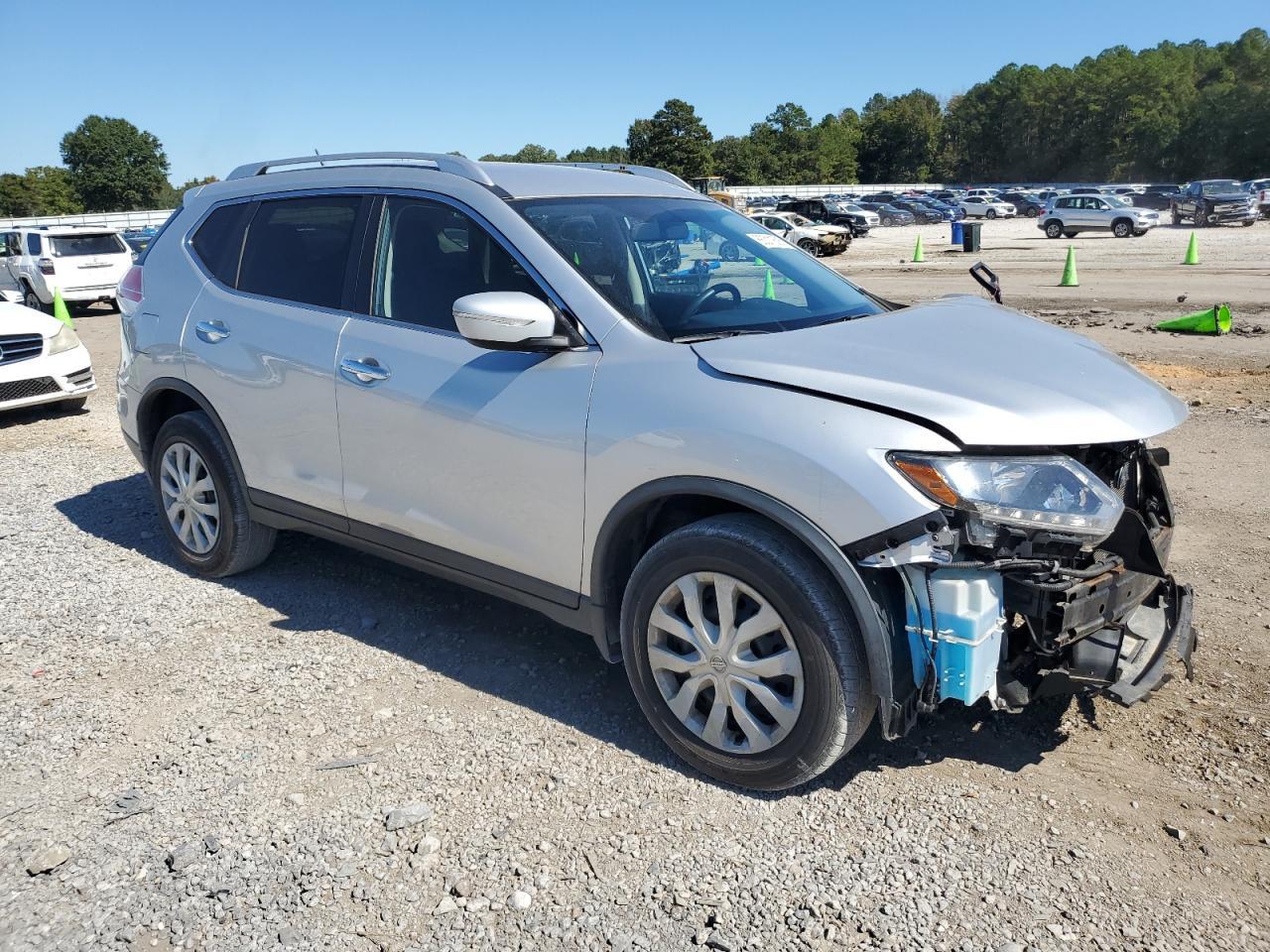 2015 Nissan Rogue S - Фото 4
