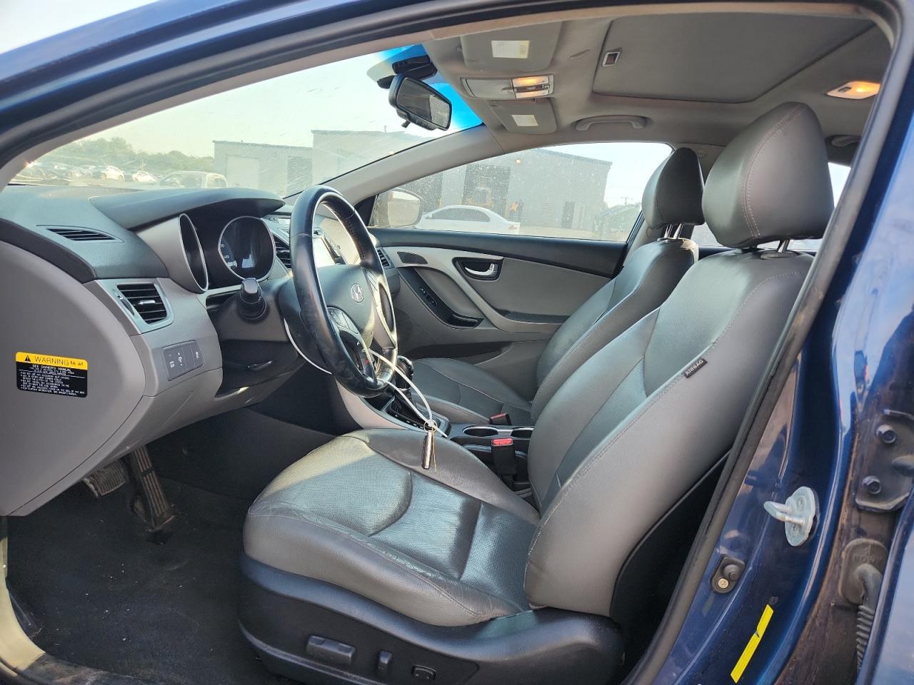 2014 Hyundai Elantra Se - Image 7