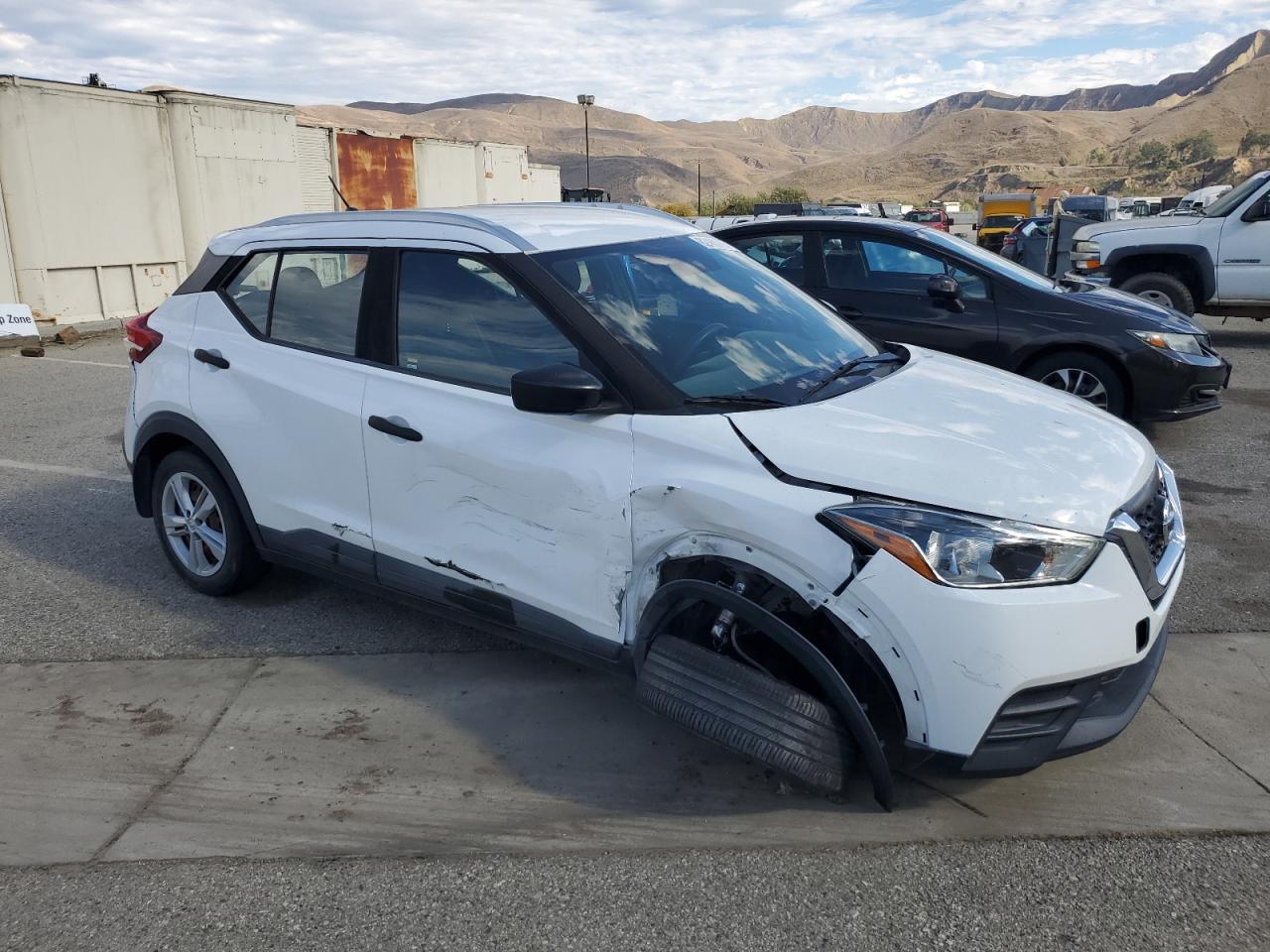 2018 Nissan Kicks S - Фото 4