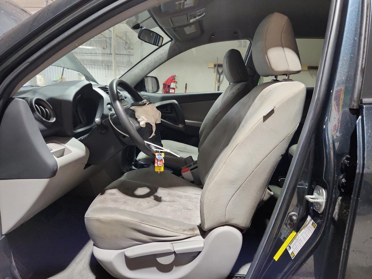 2011 Toyota Rav4 Base - Image 7