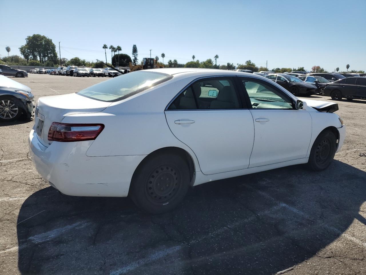2008 Toyota Camry Ce - Фото 3