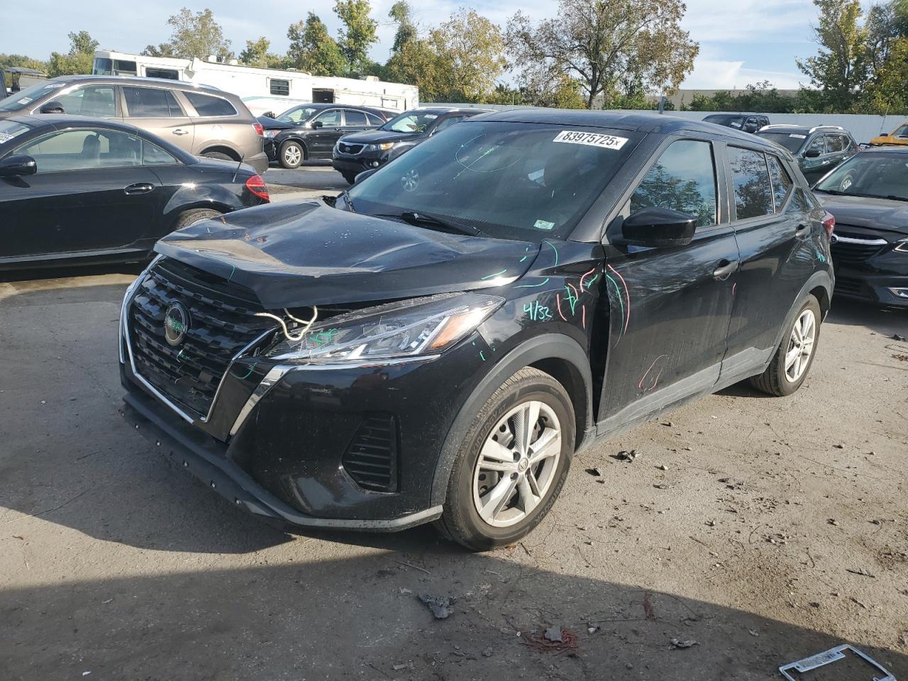 2022 Nissan Kicks S