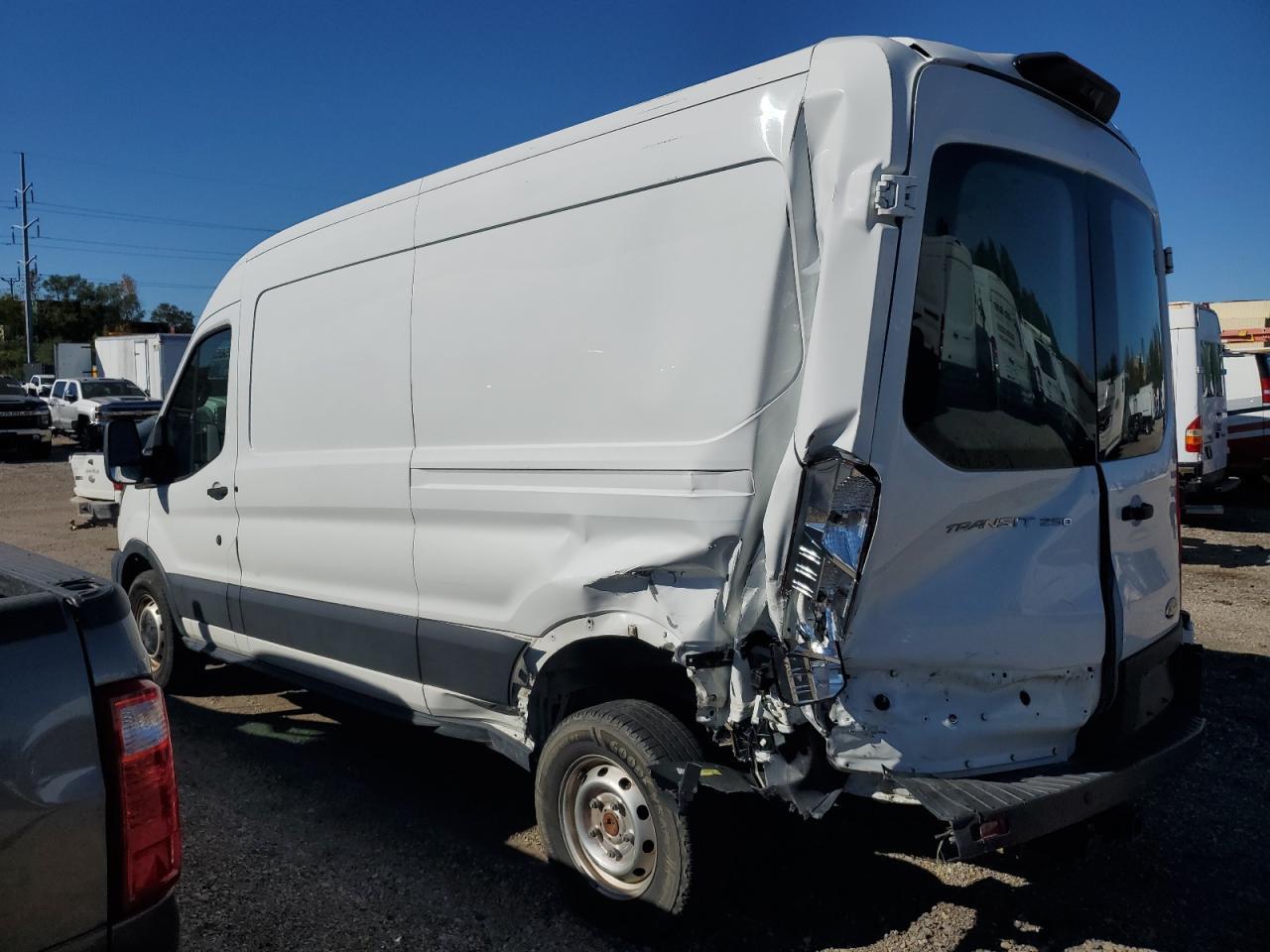 2020 Ford Transit T-250 - Фото 2