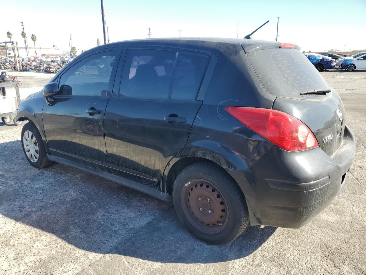 2008 Nissan Versa S - Image 2