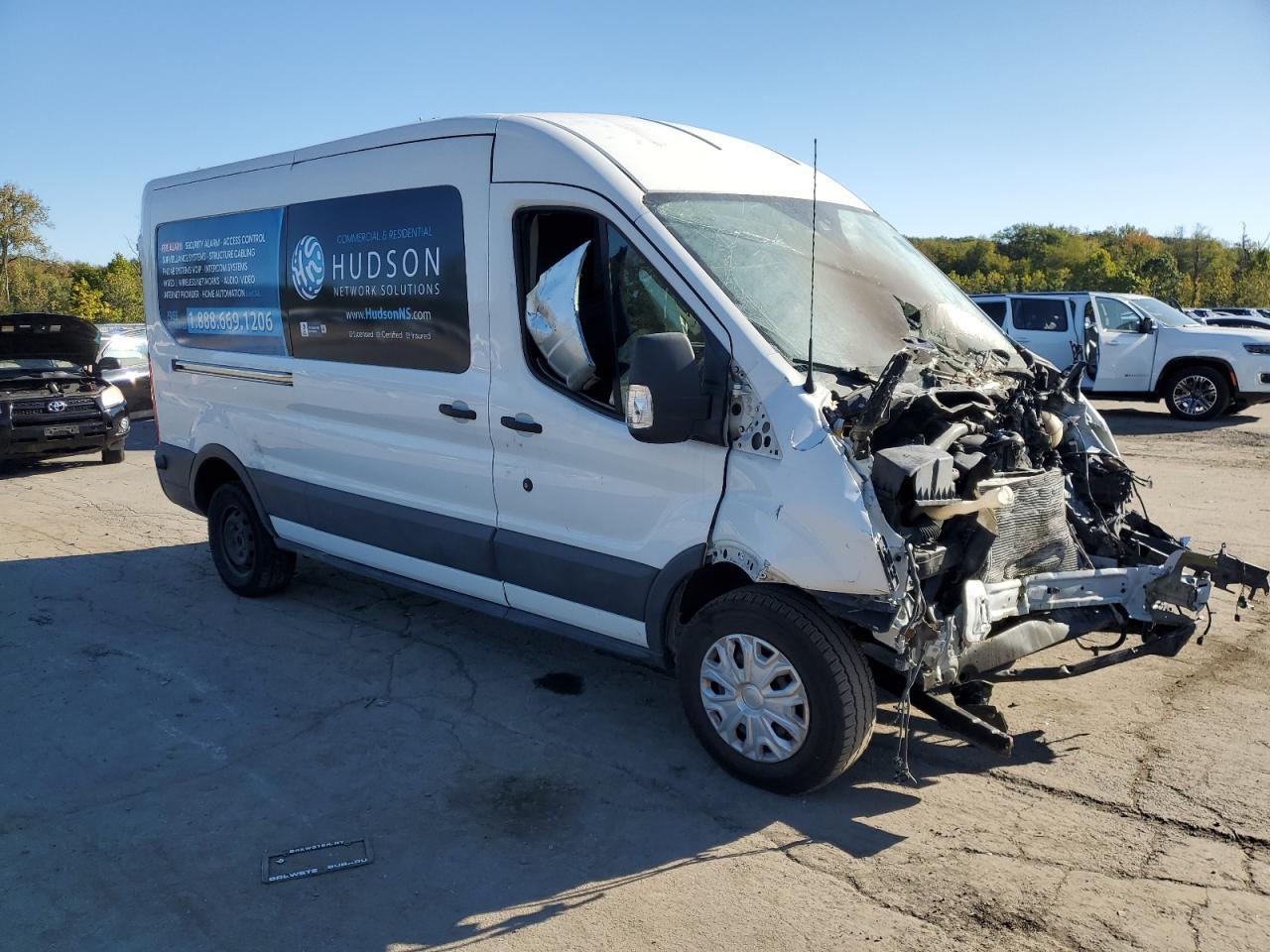 2015 Ford Transit T-350 - Фото 4