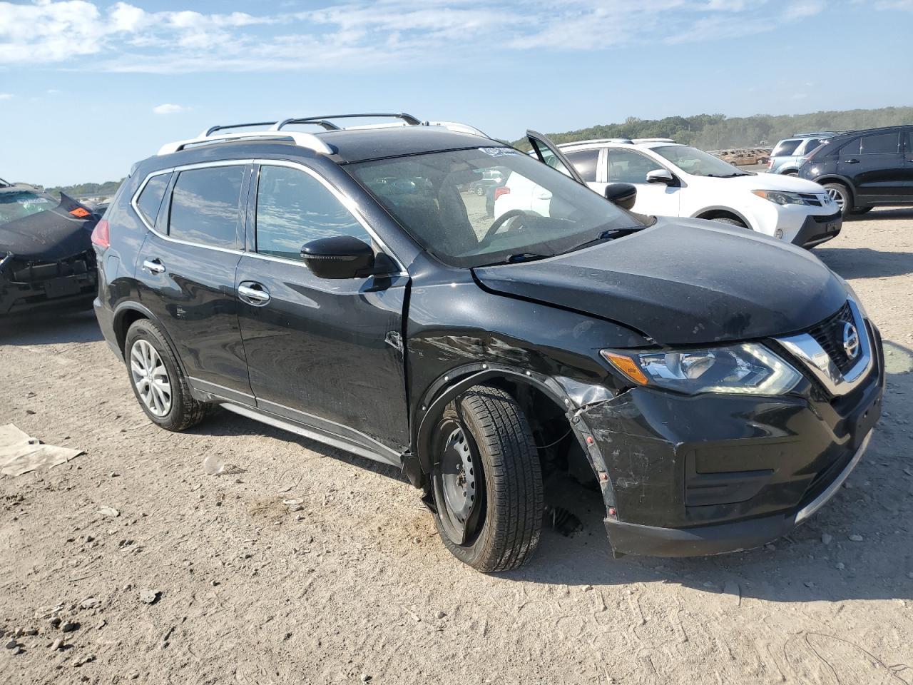 2017 Nissan Rogue S - Фото 4