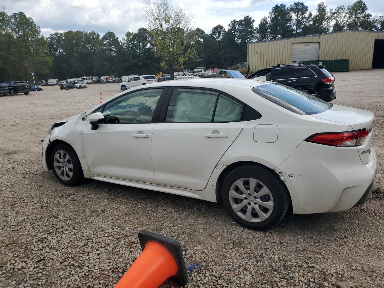 2025 Toyota Corolla Le - Фото 2