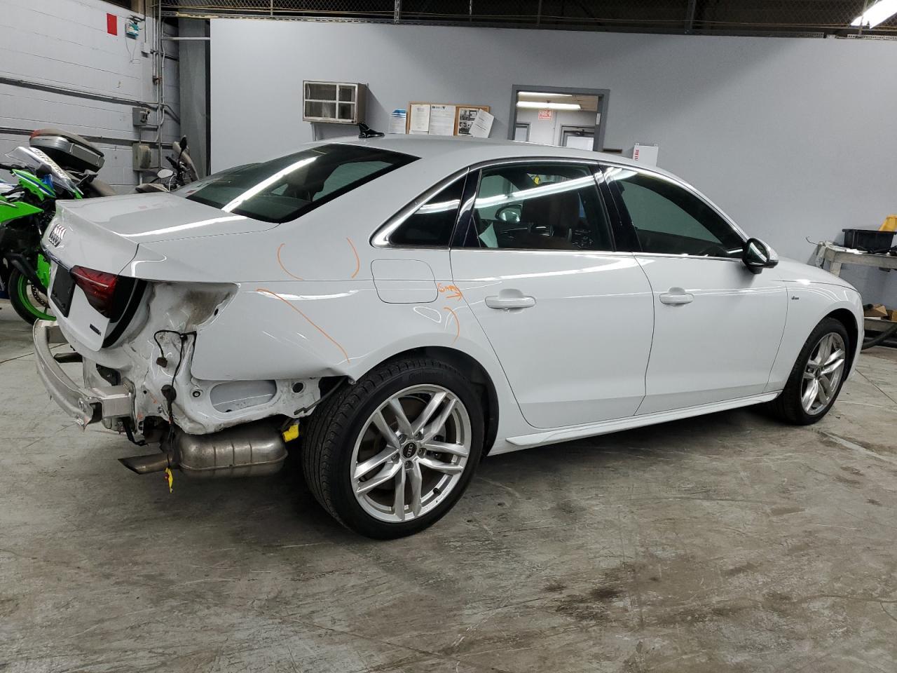 2021 Audi A4 Premium Plus 45 - Фото 3