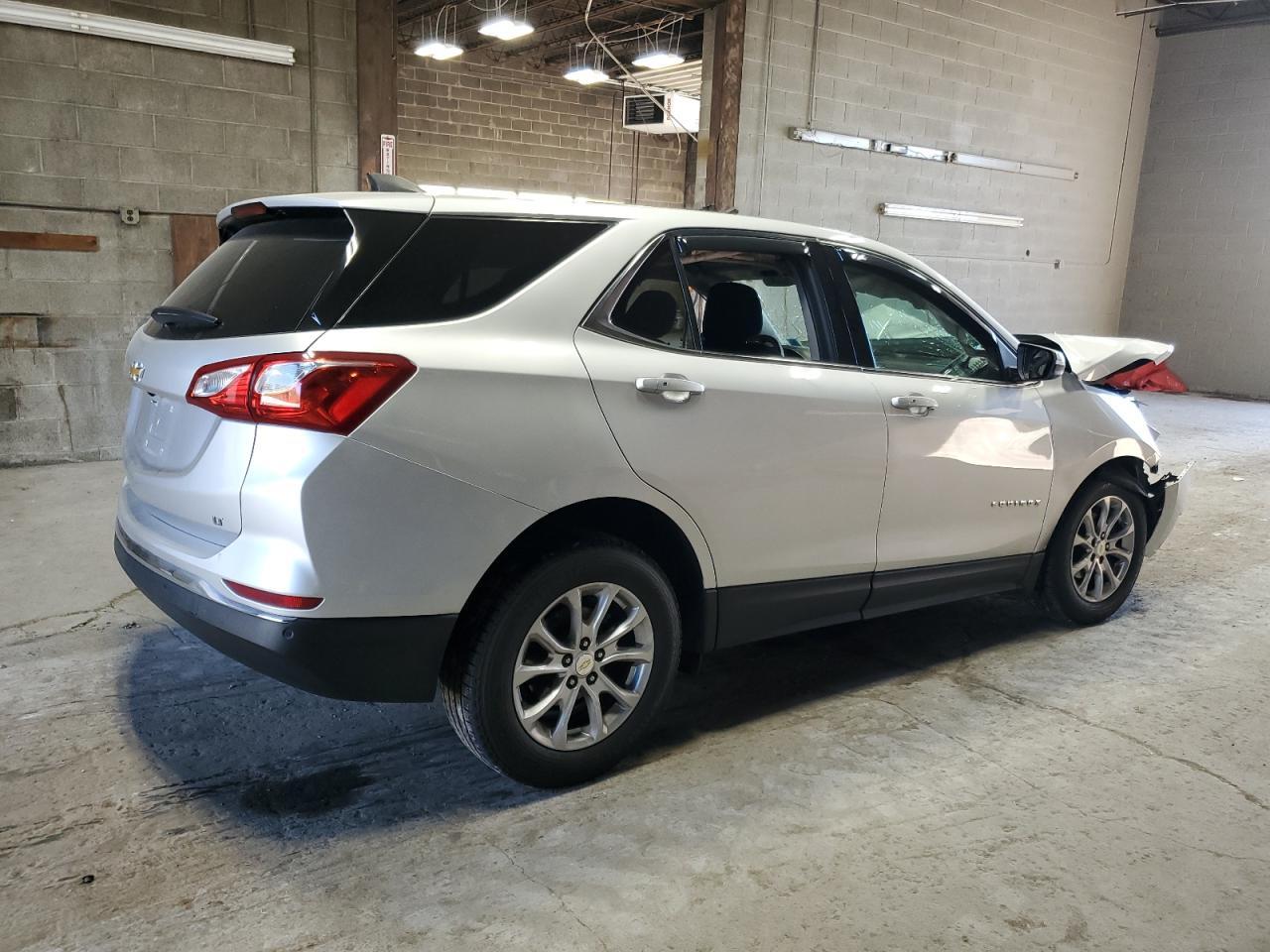 2019 Chevrolet Equinox Lt - Image 3