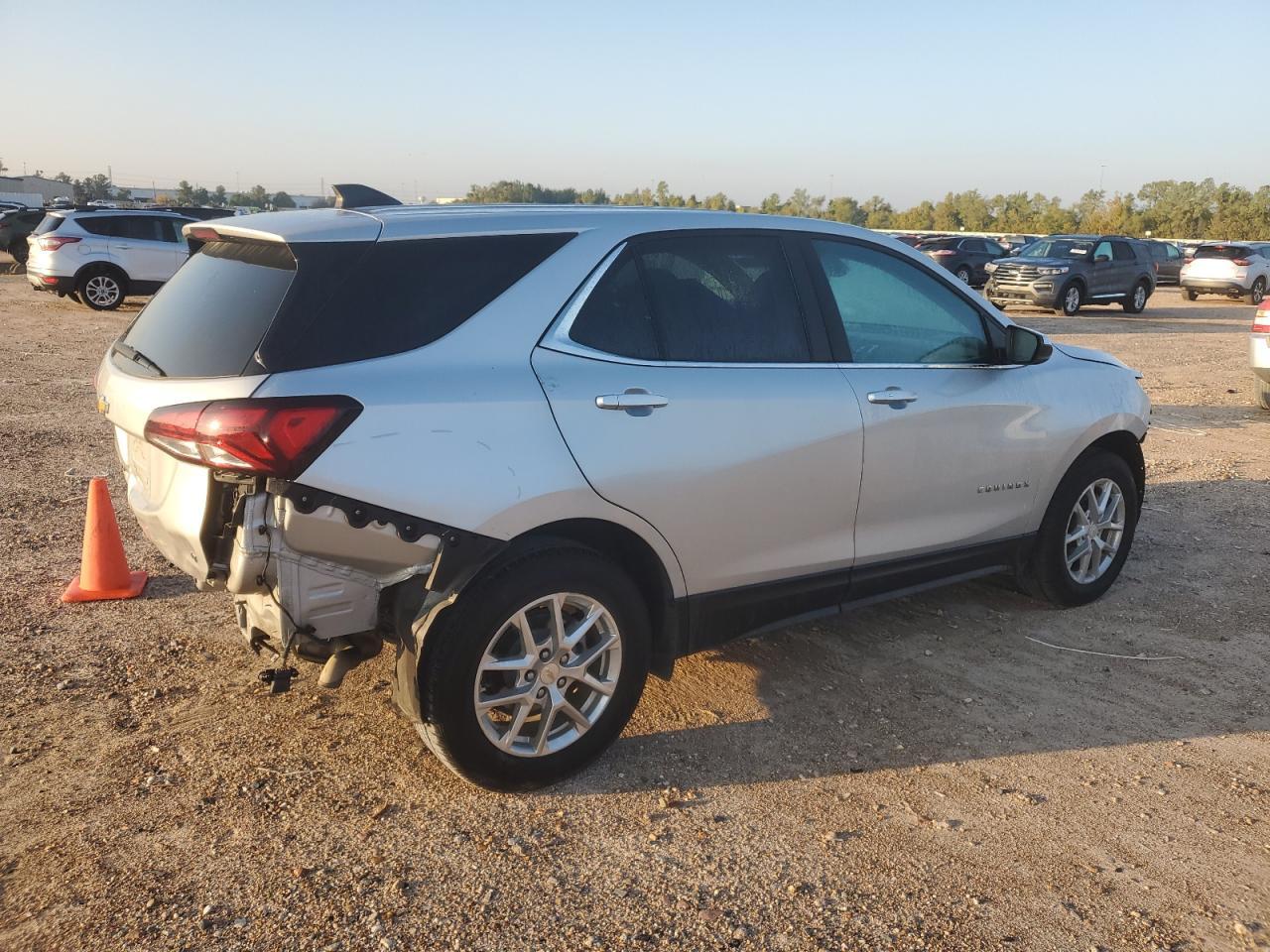 2022 Chevrolet Equinox Lt - Image 3