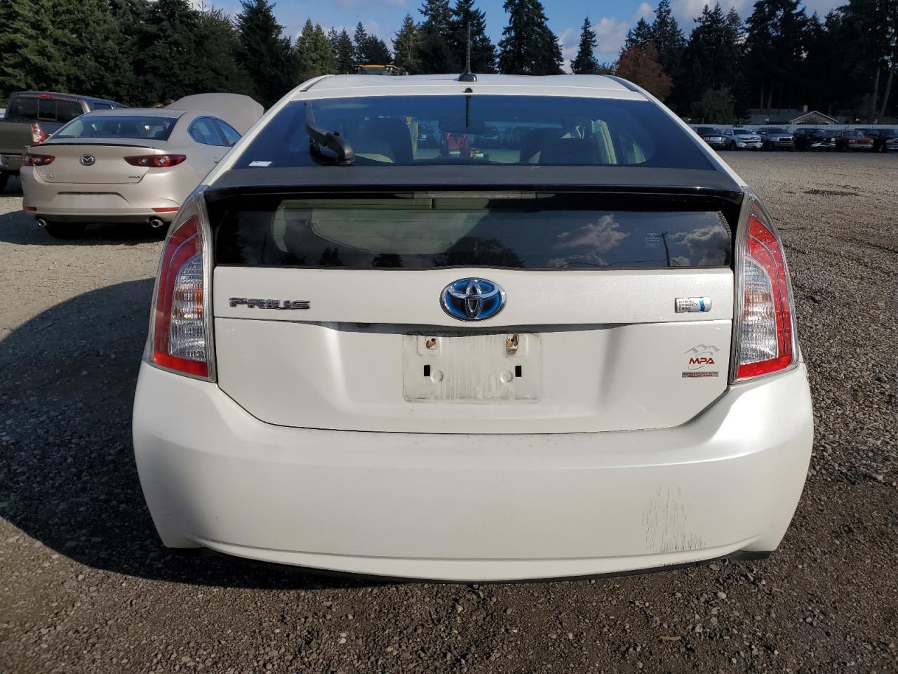 2012 Toyota Prius - Фото 6