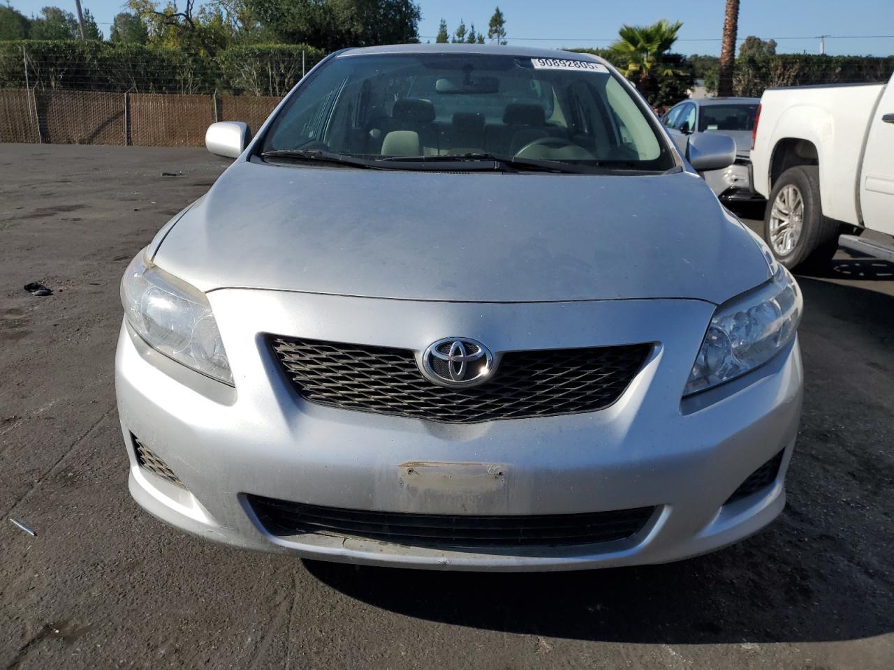 2009 Toyota Corolla Base - Фото 5