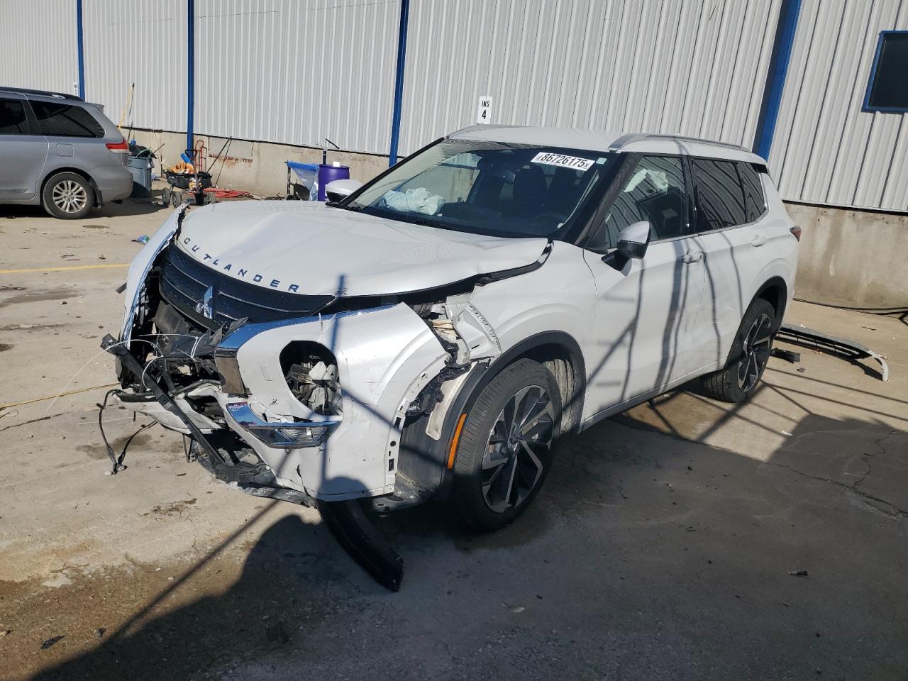 2022 Mitsubishi Outlander Sel