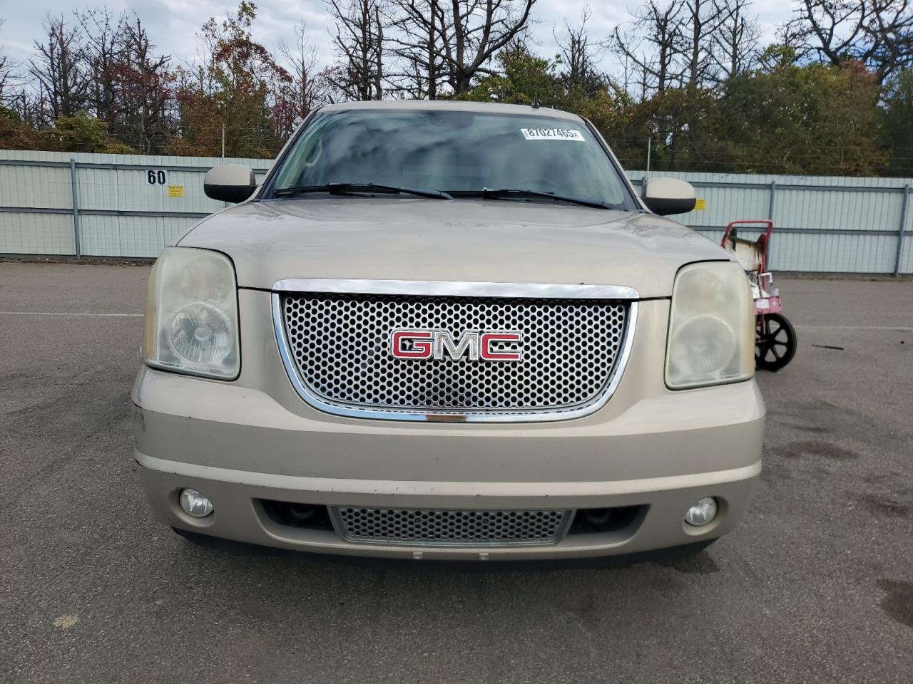 2007 GMC Yukon Denali - Image 5