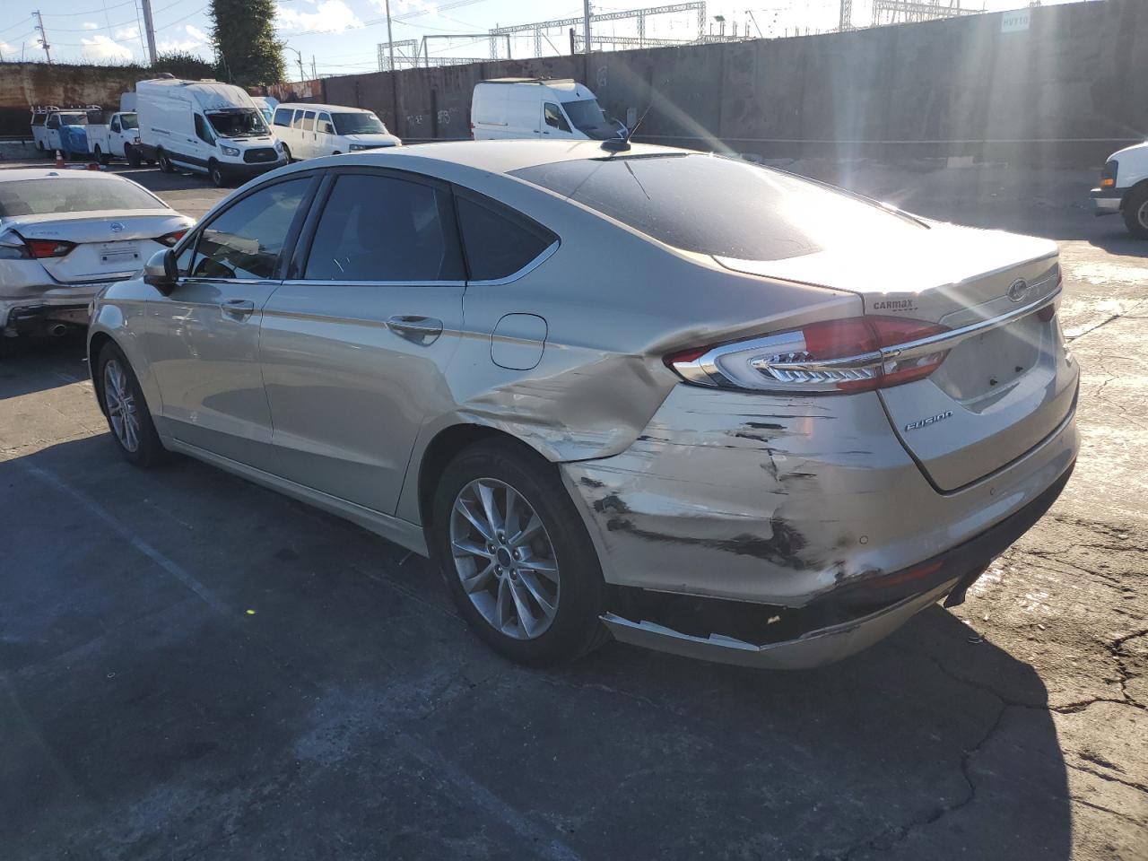 2017 Ford Fusion Se - Фото 2