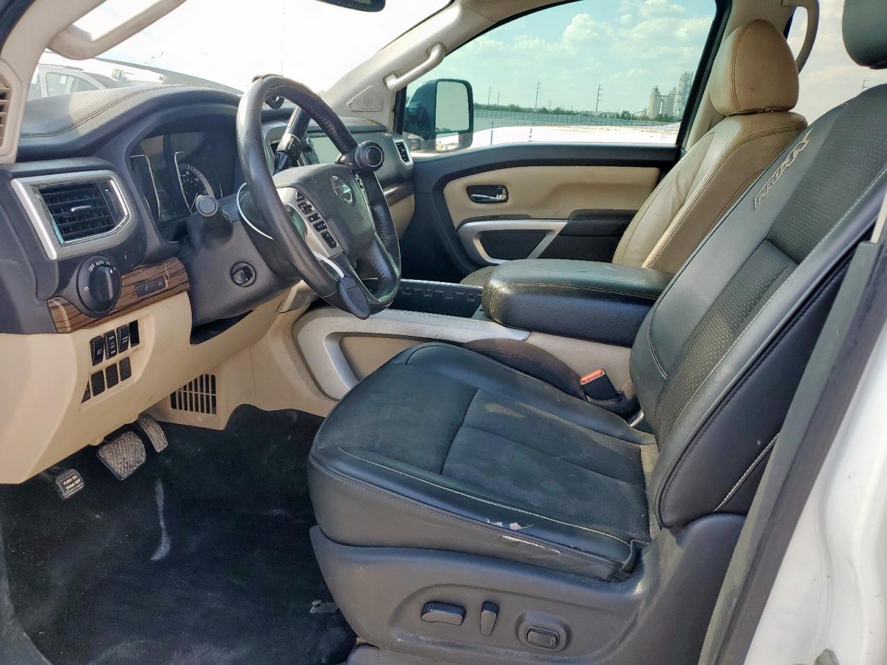 2017 Nissan Titan Xd Sl - Image 7