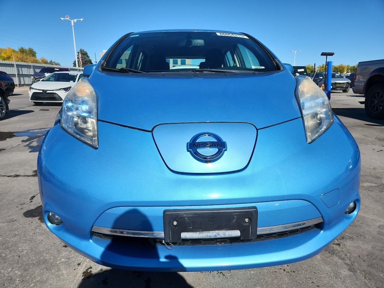 2013 Nissan Leaf S - Image 5