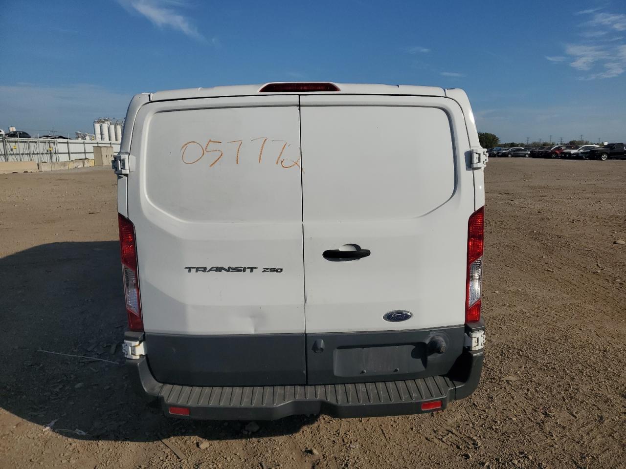 2017 Ford Transit T-250 - Image 6