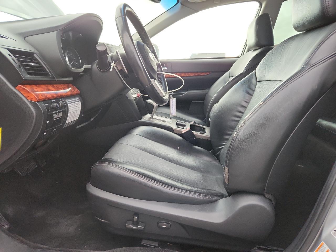 2011 Subaru Legacy 2.5I Limited - Image 7