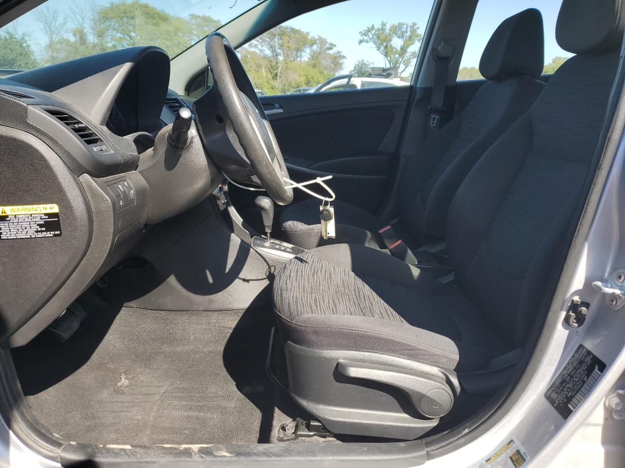 2017 Hyundai Accent Se - Фото 7