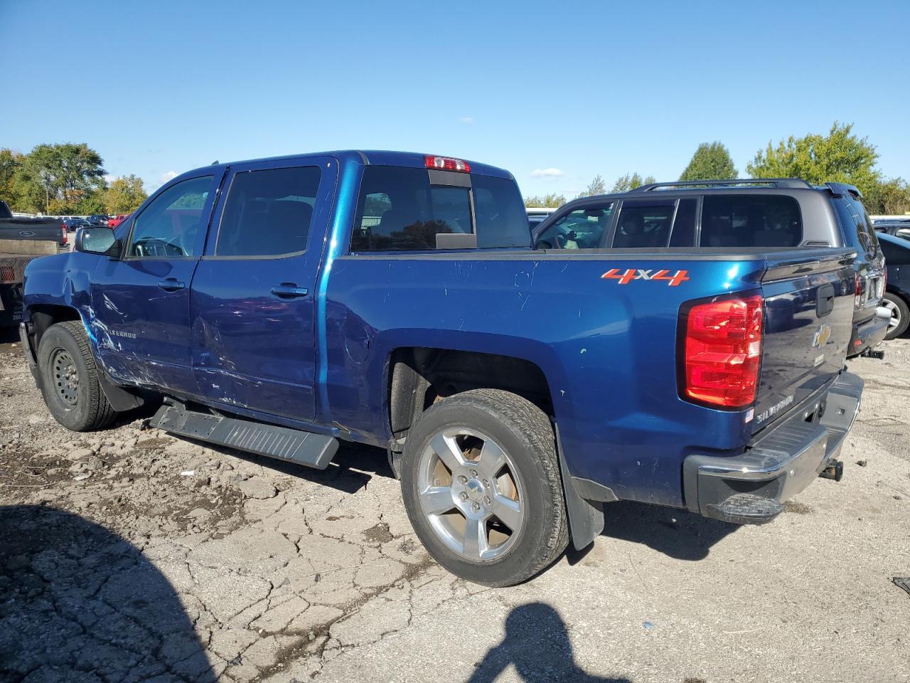 2018 Chevrolet Silverado K1500 Lt - Image 2