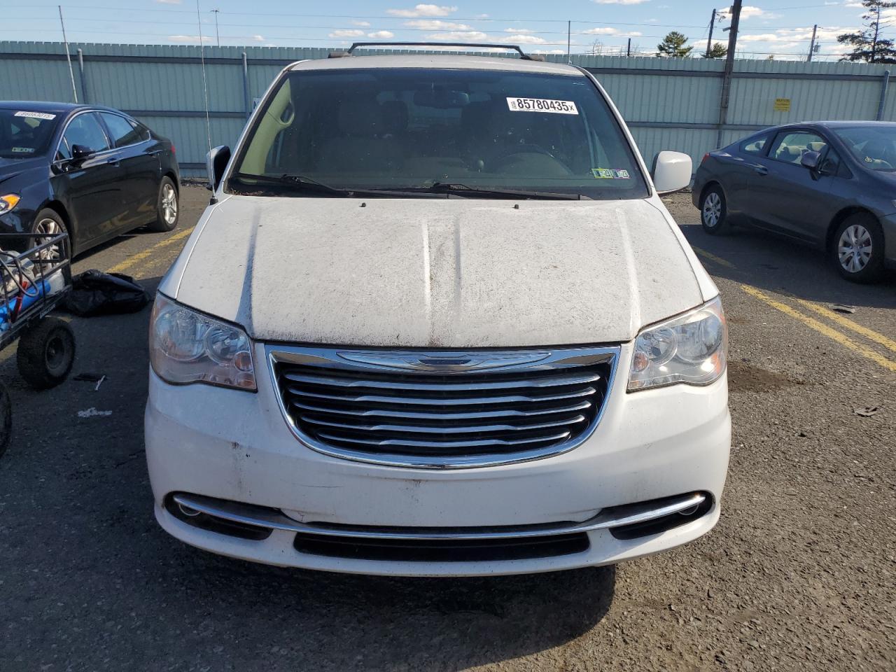 2016 Chrysler Town And Country Touring - Фото 5