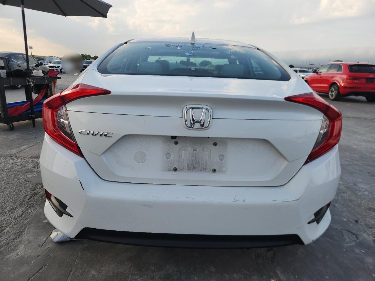 2018 Honda Civic Ex - Image 6