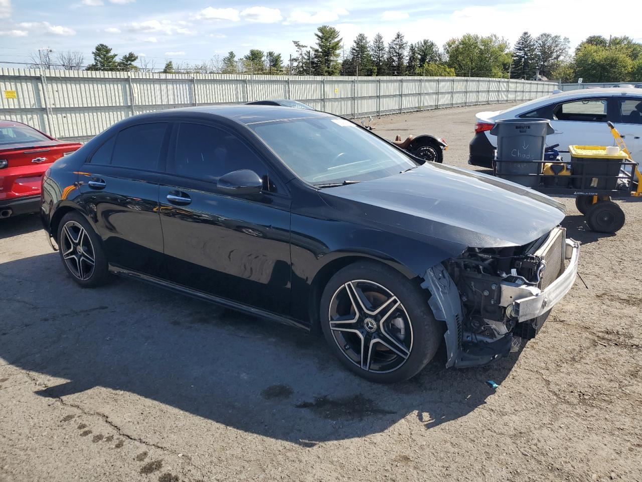 2022 Mercedes-Benz A 220 4Matic - Фото 4