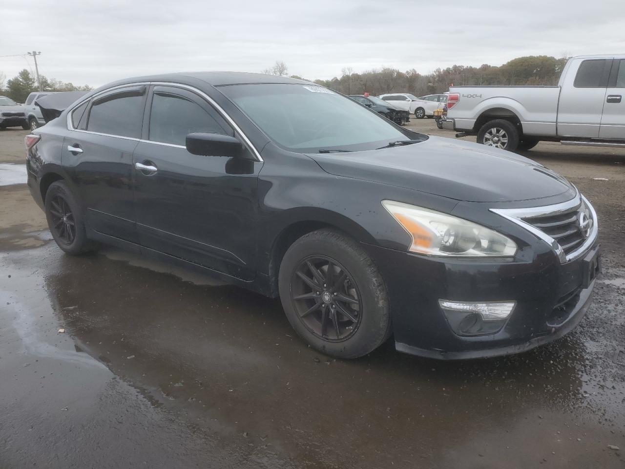 2014 Nissan Altima 2.5 S - Фото 4