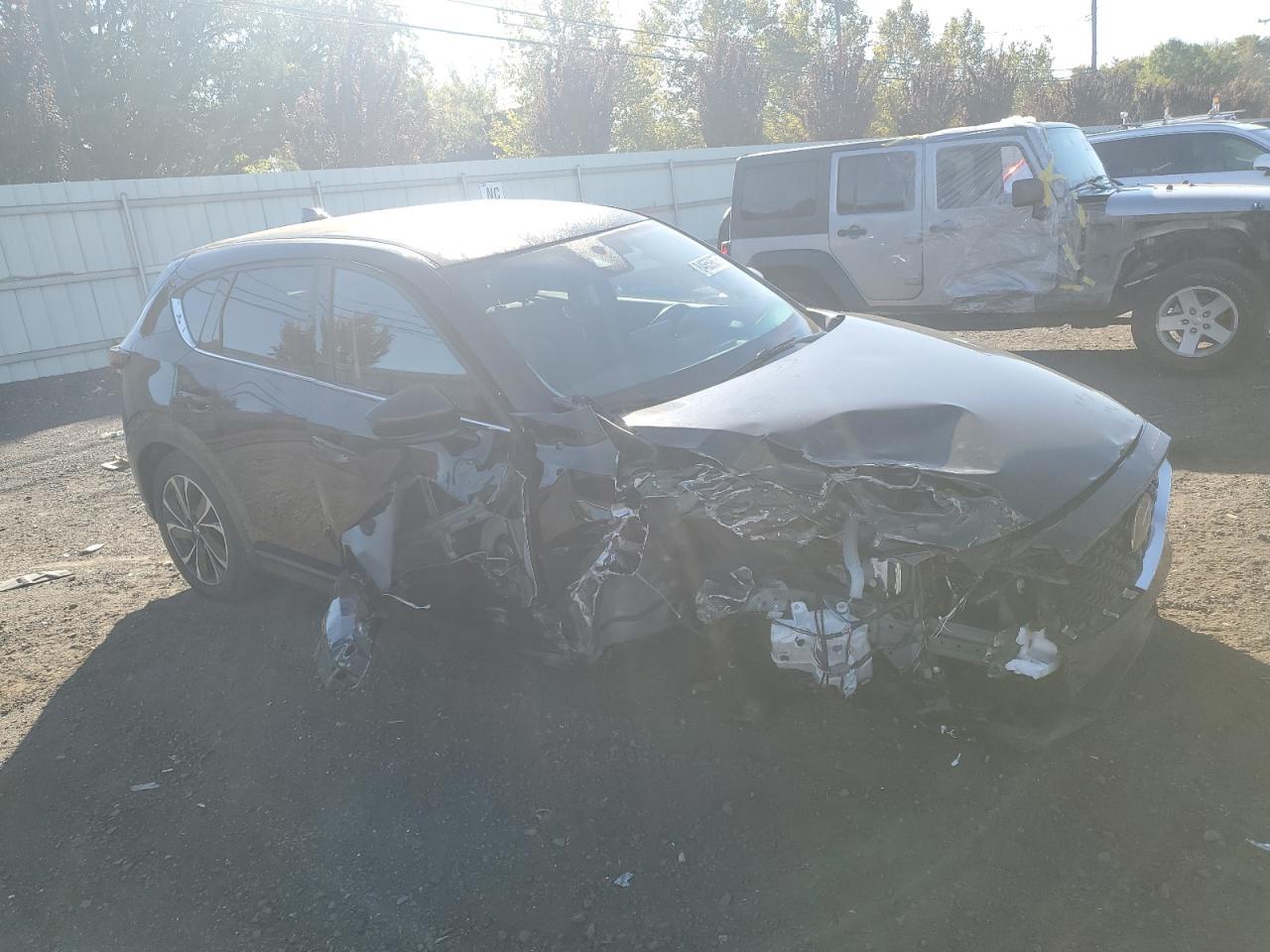 2023 Mazda Cx-5 Premium Plus - Image 4