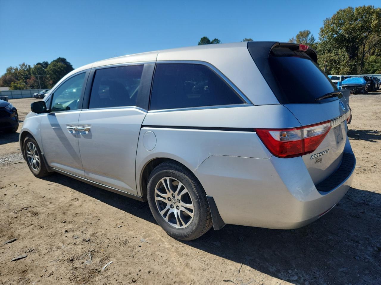2011 Honda Odyssey Exl - Фото 2