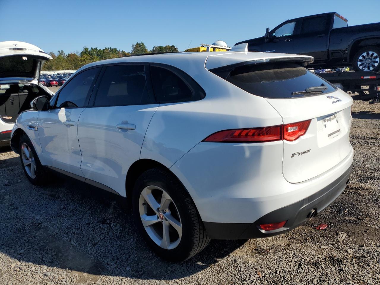 2018 Jaguar F-Pace Premium - Фото 2