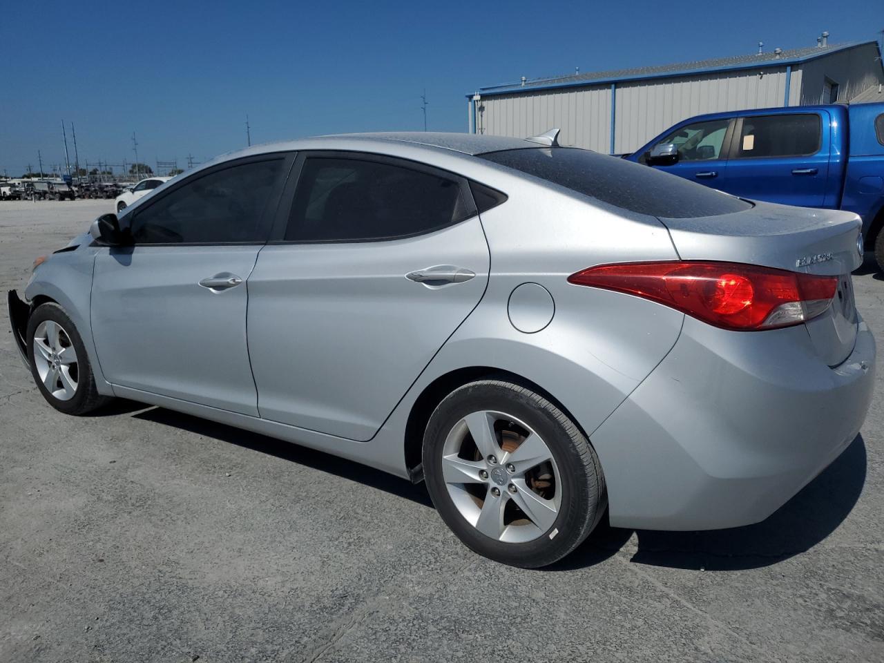 2013 Hyundai Elantra Gls - Image 2