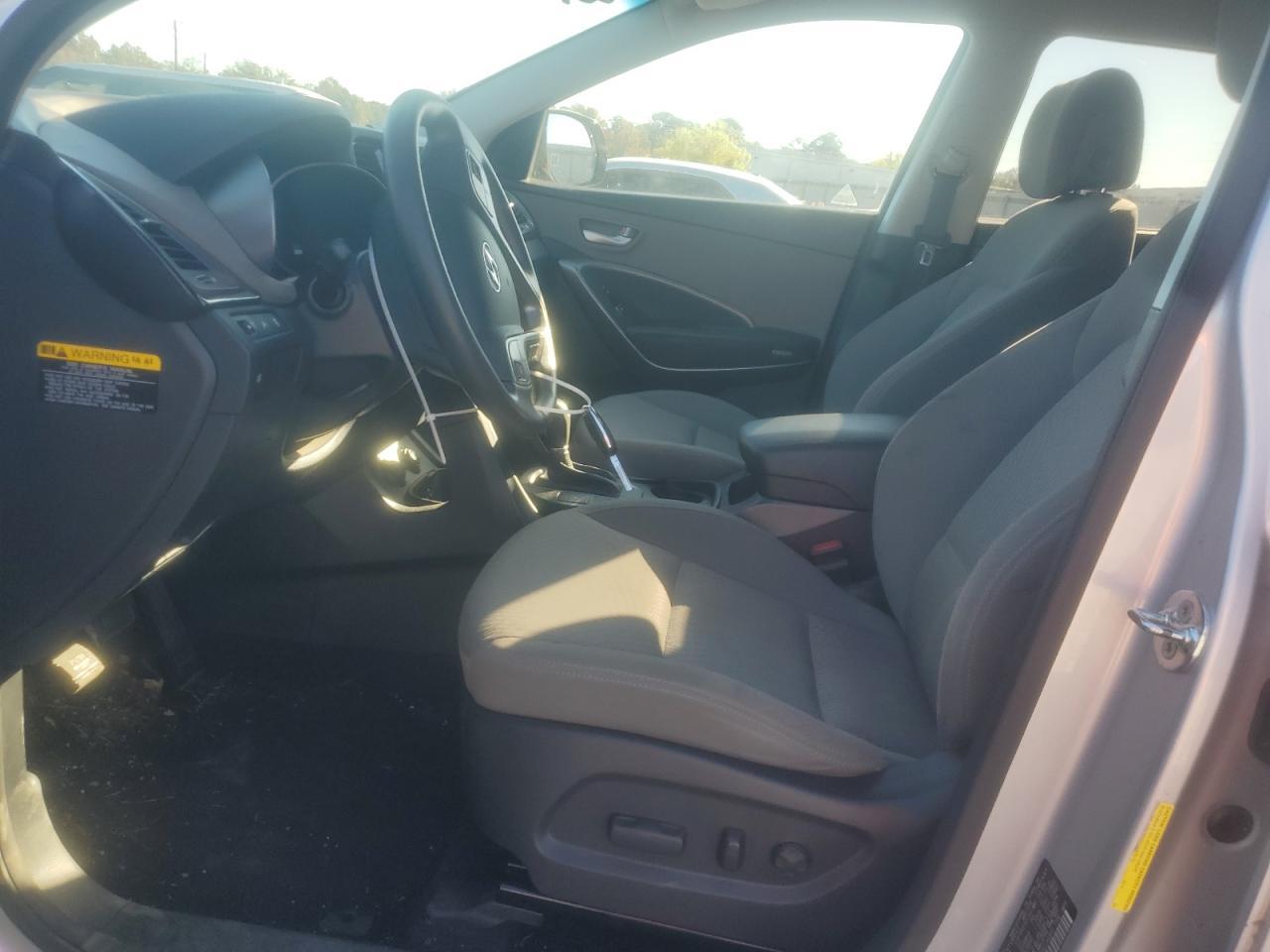 2016 Hyundai Santa Fe Se - Фото 7