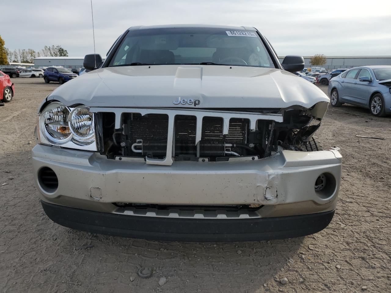 2007 Jeep Grand Cherokee Laredo - Image 5