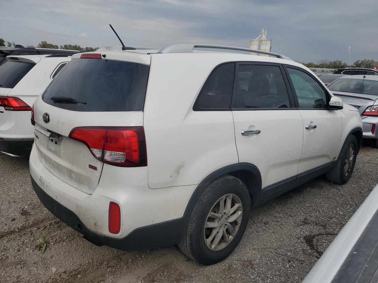 2015 Kia Sorento Lx - Image 3