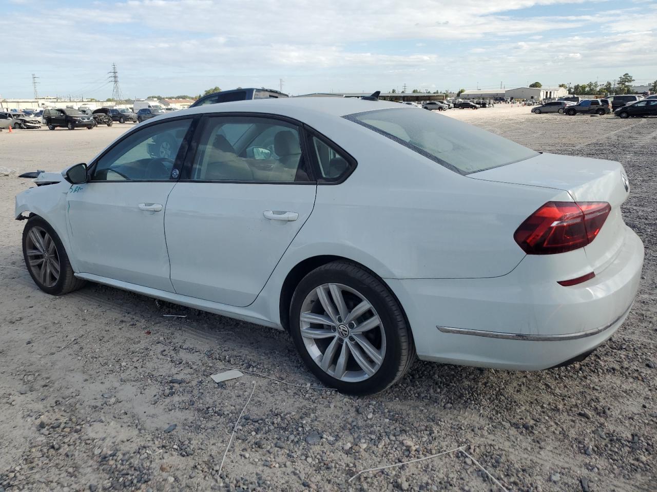 2019 Volkswagen Passat Wolfsburg - Image 2