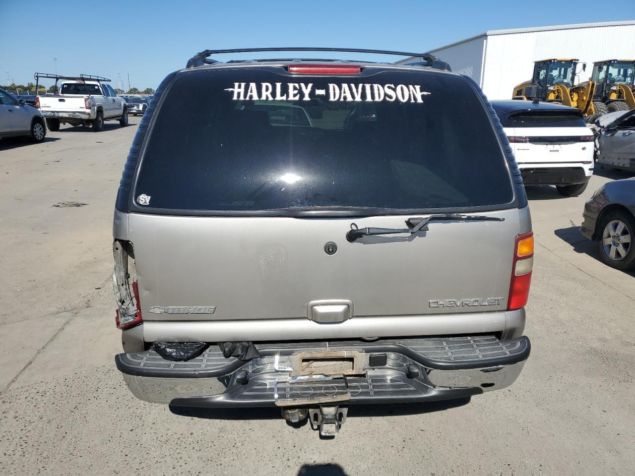 2002 Chevrolet Tahoe K1500 - Фото 6