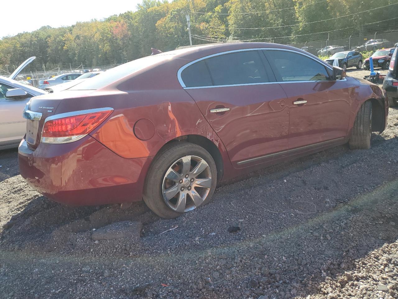 2010 Buick Lacrosse Cxl - Image 3