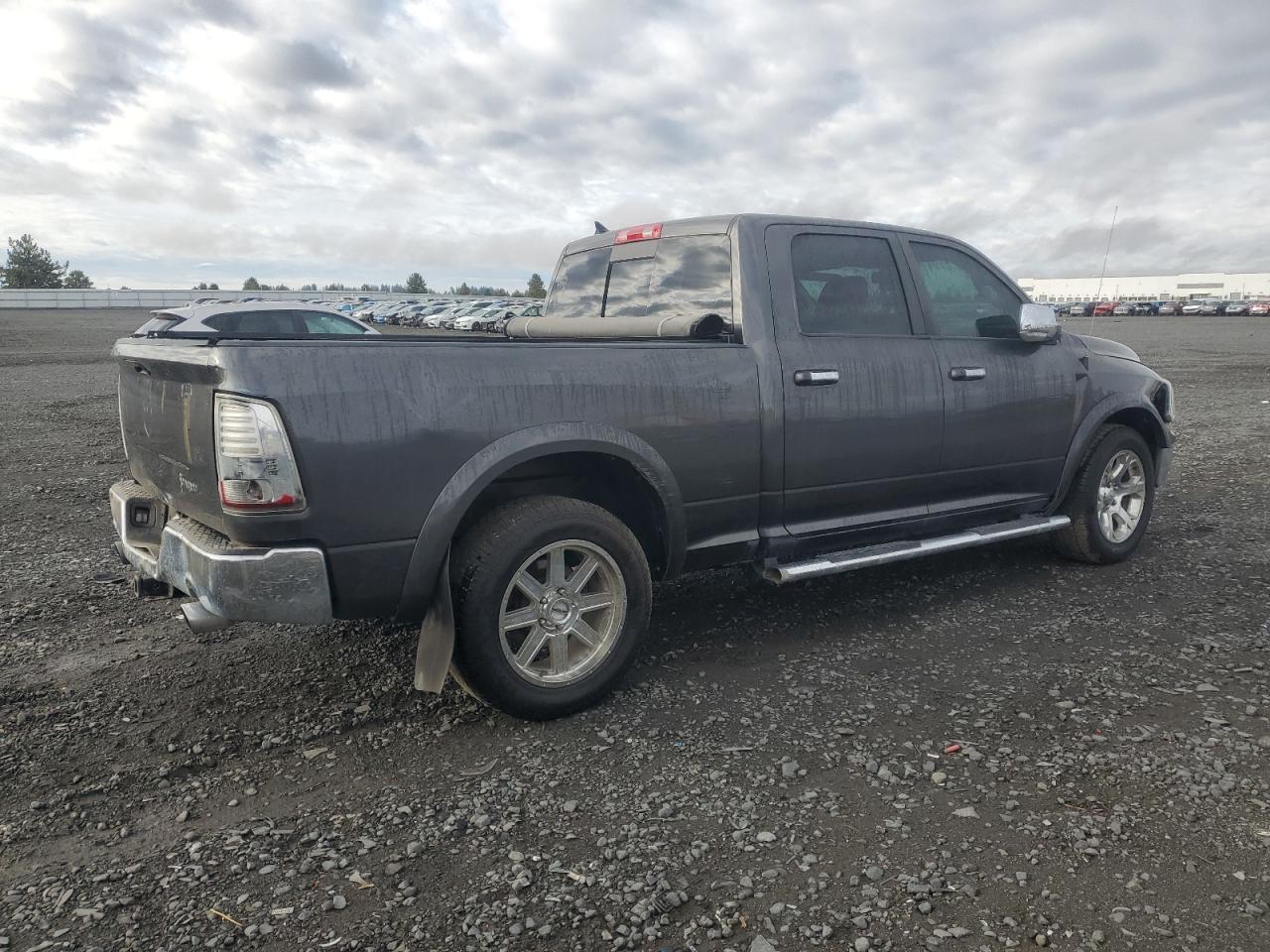2015 Ram 1500 Laramie - Image 3