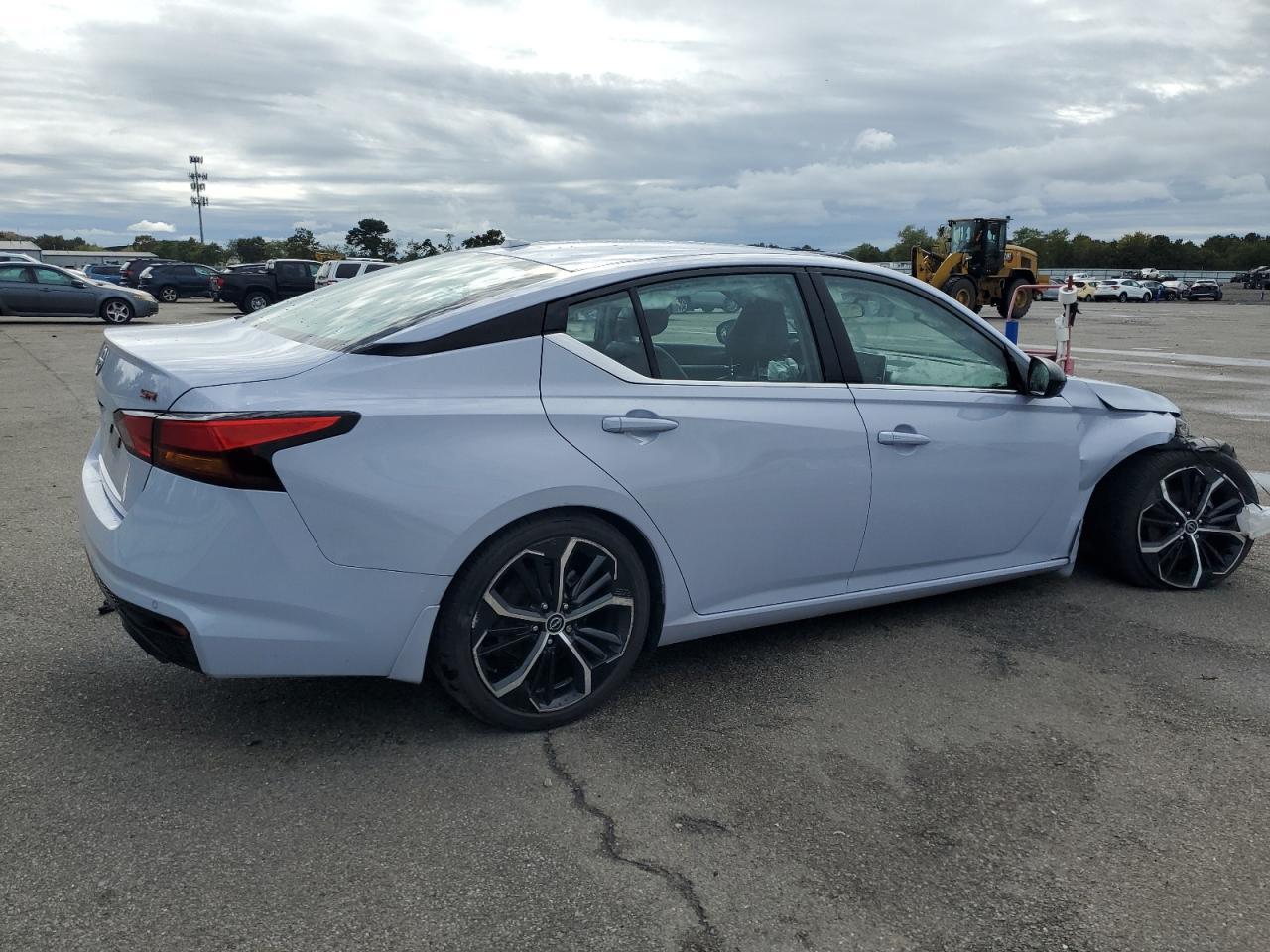 2024 Nissan Altima Sr - Image 3